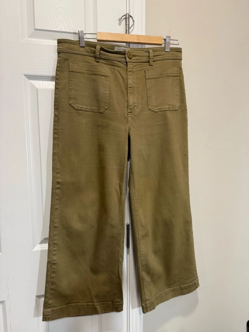 Everlane Olive High-Rise Wide Crop Pants - Picture 14 of 16